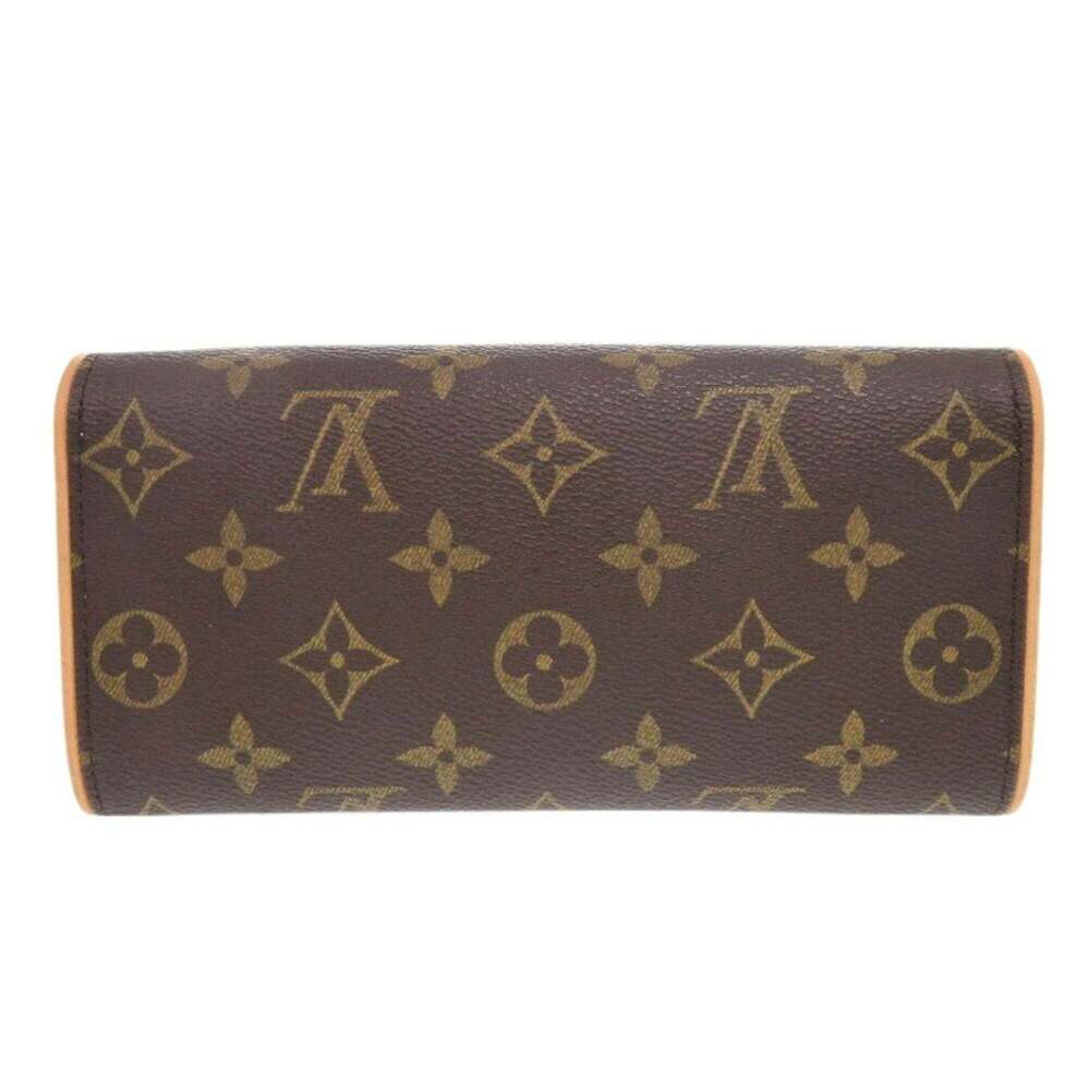 LOUIS VUITTON Authentic Brown Monogram Pochette Shoulder Bag - Picture 4 of 9